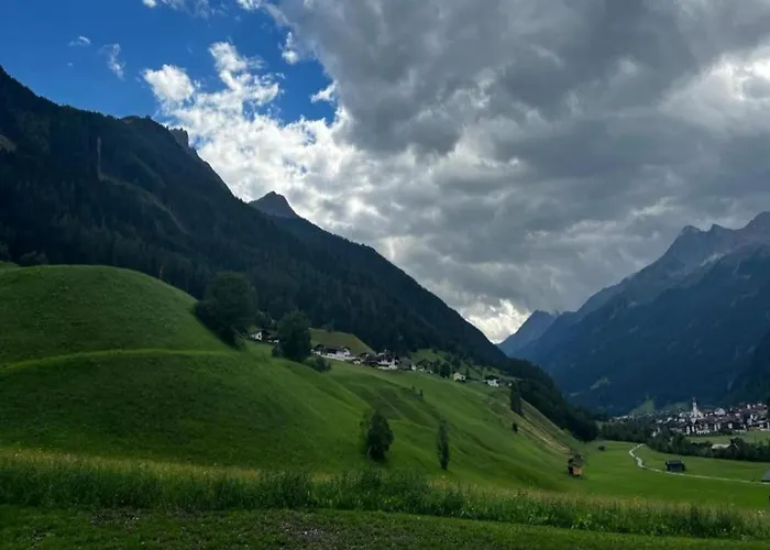 Stylish Apartment In Neustift Near Ski Lift